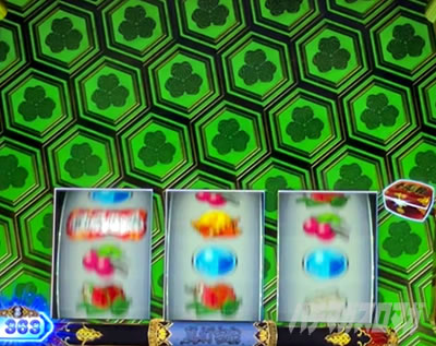 �A�C�L���b�`�b�^�ŋg�@�i�X�}�X�� �^�ŋg�@�j�b�p�`�X�� �X���b�g