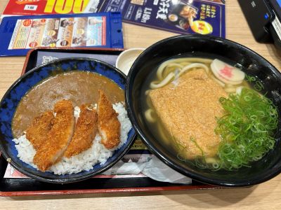 うどんカツカレーセット ガンガンLIVE ガンちゃん