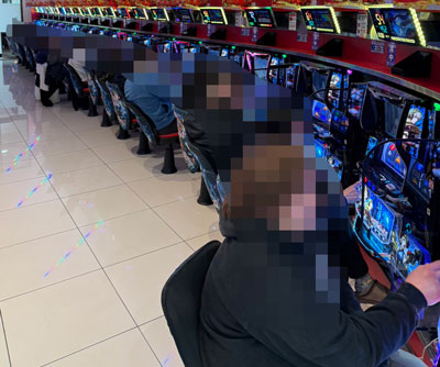 �p�`���R�X