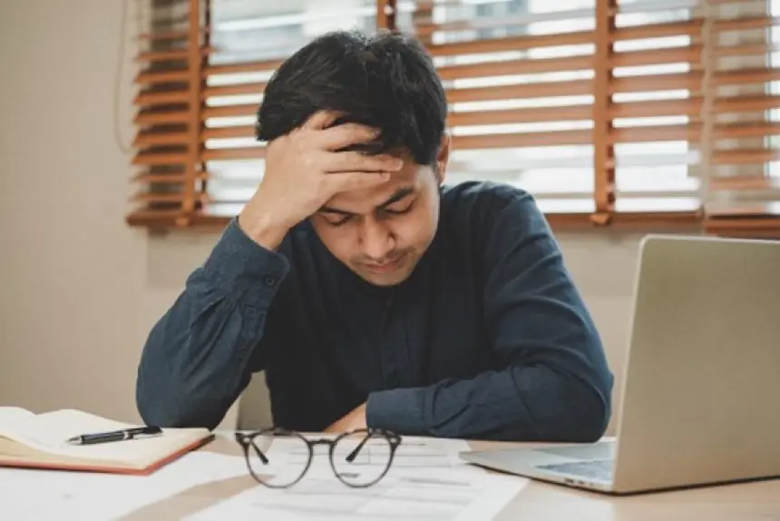 頭皮を押すと頭痛がする原因は?予防方法や治らない時の対処法を紹介