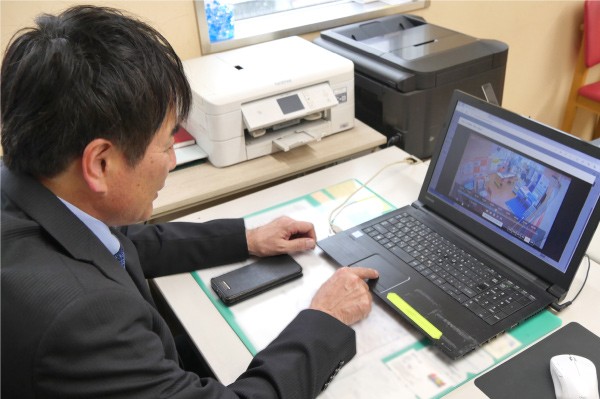 店内の様子を鮮明な画像とクリアな音声でモニタリング。